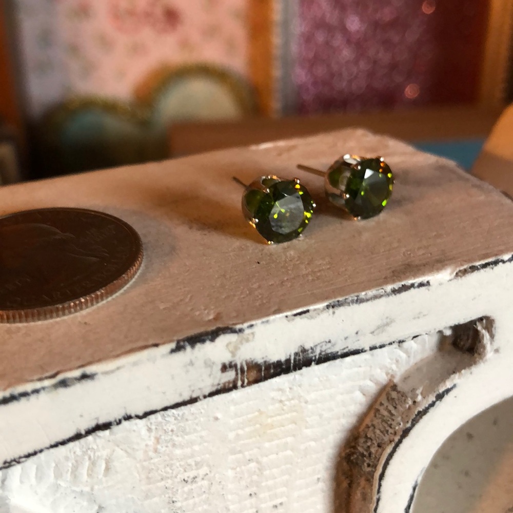 Peridot Rhinestone Earrings - Picture 3 of 4